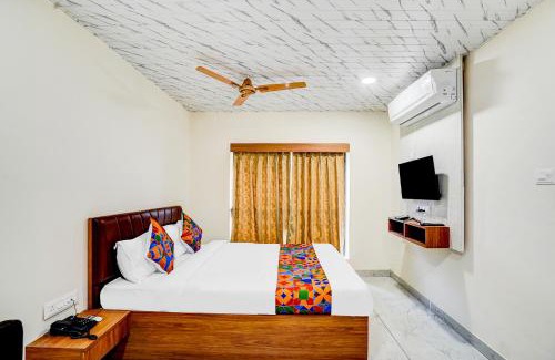 Clover Park Hotel | FabHotel Omkar & Lodging - phoenix market city