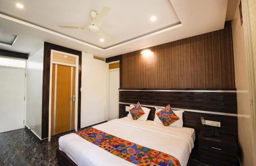 Kushalnagar Hotel | FabHotel Prime Suloka Towers - 500m from View point, Kaveri River