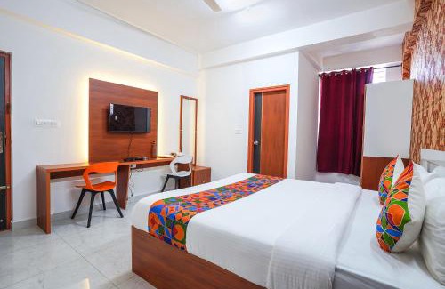 Sector 2 Hotel | FabHotel Royal Platinum Suites