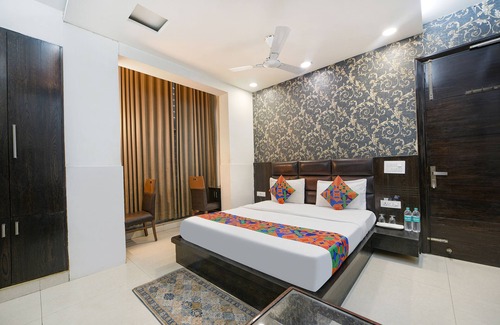 Pashim Vihar Hotel | Fabhotel Vivaah Inn