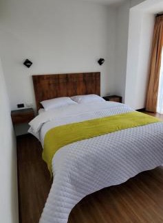 Banos de Agua Santa Hotel | Fabis