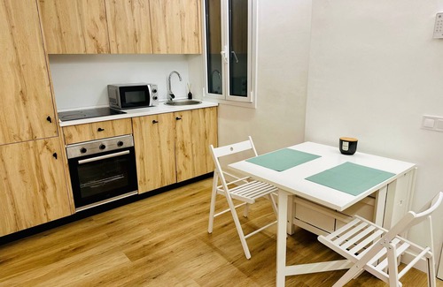 Barceloneta Apartment | Fabulous 2-bedroom apartment next to Barcelona Beach, Casino and Clubs