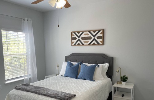 Schertz Apartment | Fabulous 2BD With Pool - Great Location!