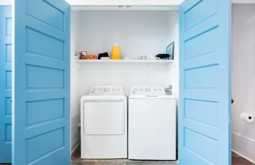 Faubourg Marigny House | Fabulous 4 Bath Historic Bakery