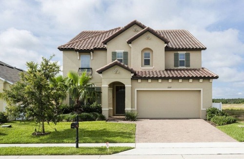 West Haven House | Fabulous 6 Bed Pool Home with Game Room-1287YC