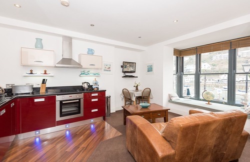 Looe House | Fabulous apartment on the edge of the harbour.