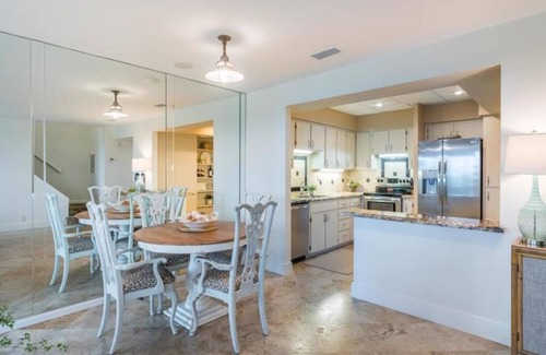 Sawgrass Condo | Fabulous Condo in Sawgrass, Ponte Vedra - steps from the Beach