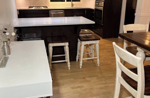 East Hill House | Fabulous Family Home with Pool