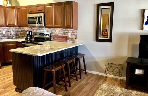 Duck Creek Village Condo | Fabulous Find/CozyCondo Nestled in the Pines/Fishn'/Hikin'/Central/Bryce/ZionGem