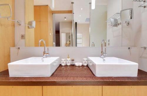 Ternes House | Fabulous House - a Gem in Chic Western Paris