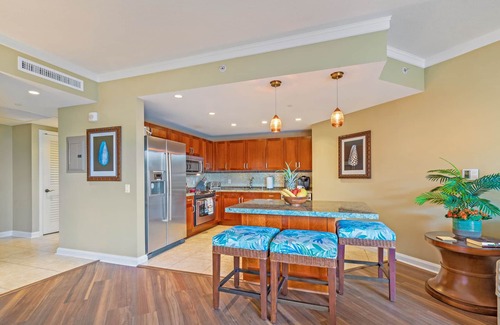 Honokowai Condo | FABULOUS OCEAN VIEW, 6th FLOOR CONDO, “150-5 STAR REVIEWS”