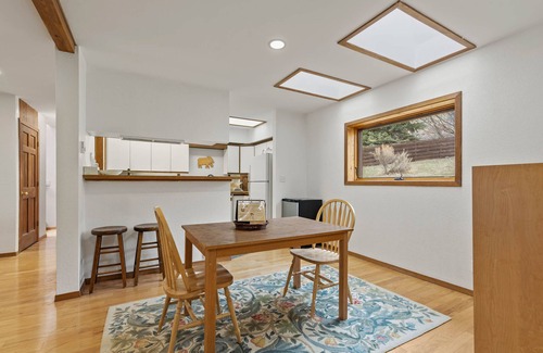 Gardiner House | Fabulous Views of Yellowstone and Electric Peak
