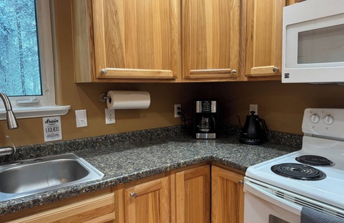 Fairbanks House | Fairbanks Basecamp – Comfort & Convenience Near Airport