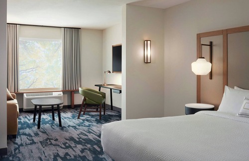 Weldon Hotel | Fairfield By Marriott Inn & Suites Weldon