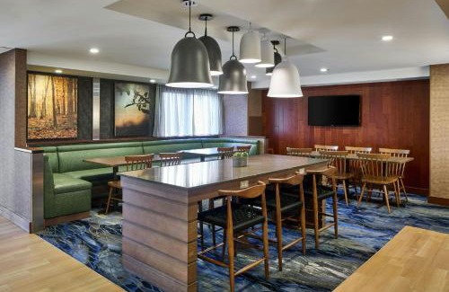 Webster Hotel | Fairfield Inn by Marriott Rochester East