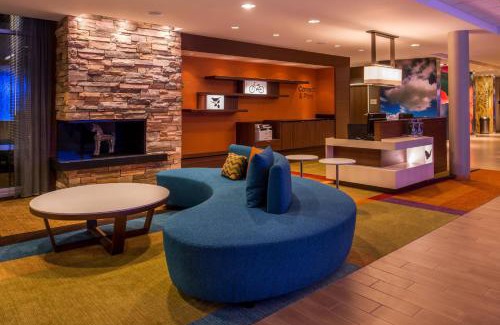 Maryland Heights Hotel | Fairfield Inn & Suites by Marriott St. Louis Westport
