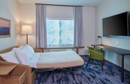 Jeffersonville - Clarksville Hotel | Fairfield Inn & Suites by Marriott Louisville Jeffersonville