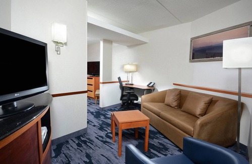 Rio Hotel | Fairfield Inn & Suites by Marriott Charlottesville North