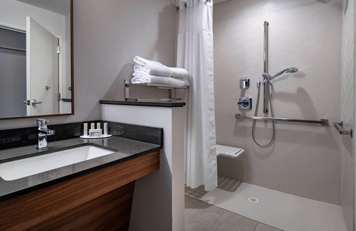 Downtown Klamath Falls Hotel | Fairfield Inn & Suites by Marriott Klamath Falls