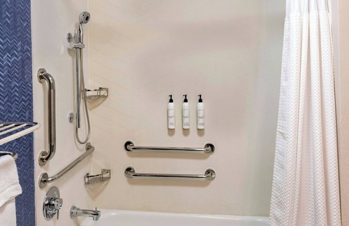 Chesterfield Hotel | Fairfield Inn & Suites by Marriott St. Louis Chesterfield