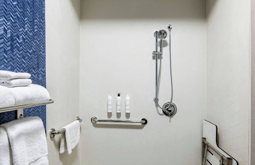 Chesterfield Hotel | Fairfield Inn & Suites by Marriott St. Louis Chesterfield