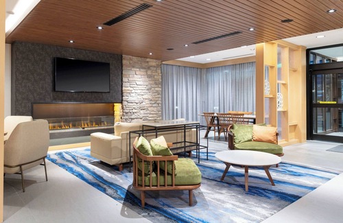 Medford Hotel | Fairfield Inn & Suites by Marriott Medford