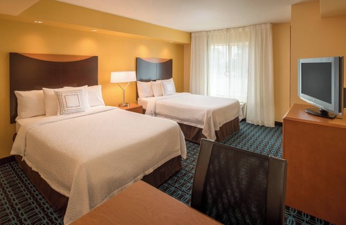 Bridgeton Hotel | Fairfield Inn & Suites by Marriott Portland North