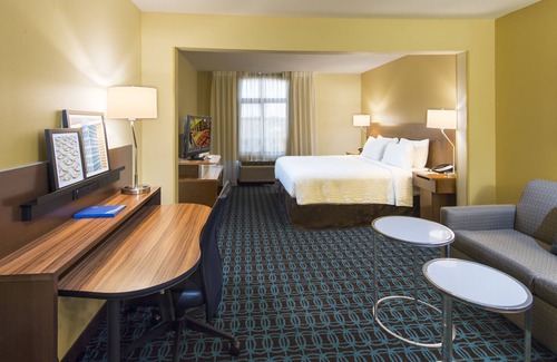 Buford Hotel | Fairfield Inn & Suites by Marriott Atlanta Buford/Mall of Georgia