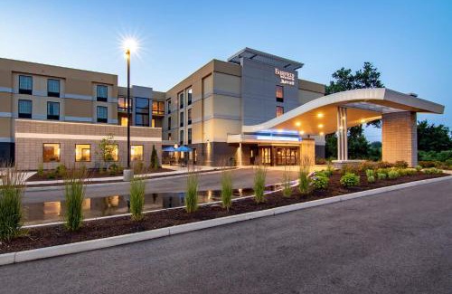 Holyoke Hotel | Fairfield Inn & Suites by Marriott Springfield Holyoke