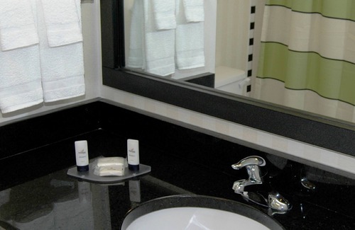 Pennington Bend Hotel | Fairfield Inn & Suites by Marriott Nashville at Opryland