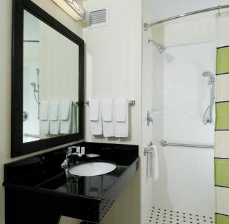 Verona Hotel | Fairfield Inn & Suites by Marriott Verona