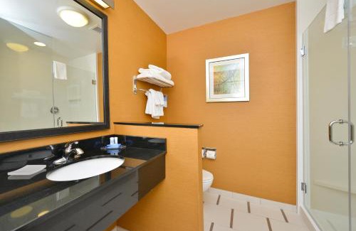 Big Flats Airport Hotel | Fairfield Inn & Suites by Marriott Elmira Corning