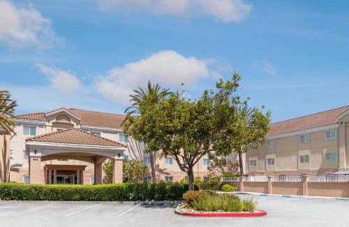 San Carlos Hotel | Fairfield Inn & Suites by Marriott San Francisco San Carlos