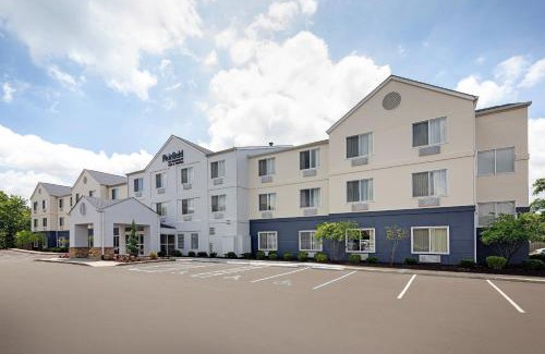 Wayne Hotel | Fairfield Inn & Suites Indianapolis Airport