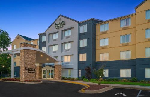 Memphis Hotel | Fairfield Inn & Suites Memphis I-240 & Perkins
