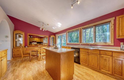 East Kootenay House | Fairmont Hot Springs, 3 Bedroom Vacation Home