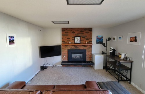 Southeast Calgary House | Fairmount @ Acadia, 2 person