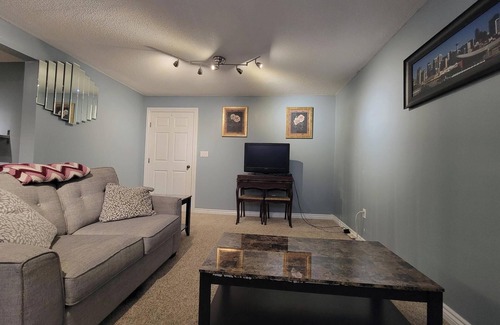 Southeast Calgary House | Fairmount @ Acadia, 2 person