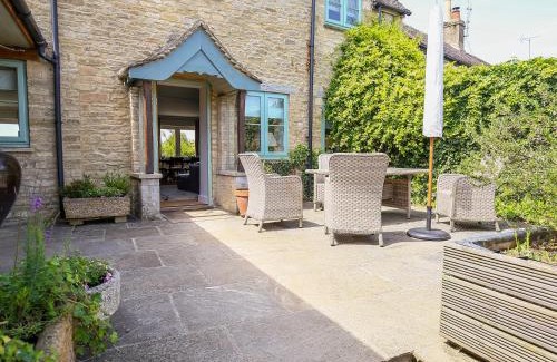 Milton-under-Wychwood House | Fairview Cottage