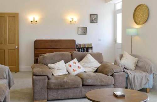 Rockcliffe House | Fairview