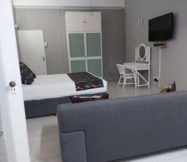 Uvongo Bed & Breakfast | Fairway Guest Lodge