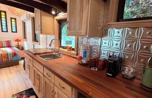 Idleyld Park House | Fairytale Cabin in Umpqua National Forest