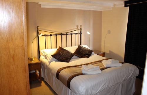 Whittlesey Hotel | Falcon Hotel