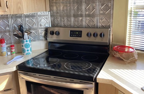 Hutchinson Island South Cottage | fall and winter weeks available Resort style community