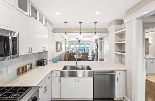 Gulf District Condo | Fall Availability! Beachside Condo #13! Amazing Gulf Views! 4 Adult Bikes!