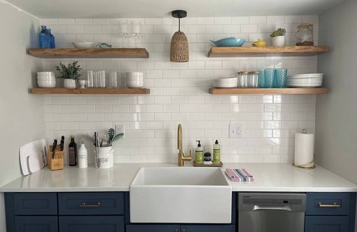 South Dennis House | Fall Cape Escape | Firepit, Foliage & Cozy Vibes