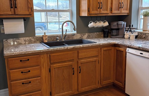 Aldrich Cottage | Fall fun! Fall foliage, hiking, hunting, fishing galore. Game room and hot tub!