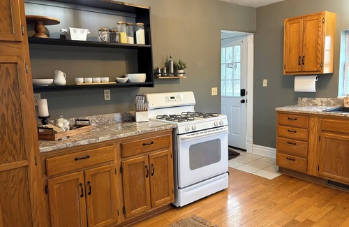 Aldrich Cottage | Fall fun! Fall foliage, hiking, hunting, fishing galore. Game room and hot tub!