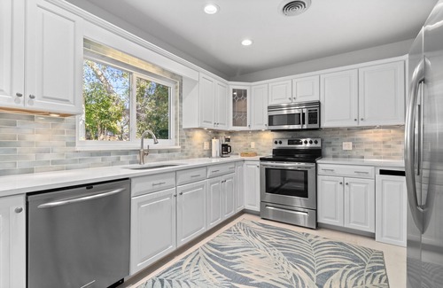 Palma Sola House | FALL IN LOVE w this gorgeous pool home mins from Anna Maria! Pet friendly, too!