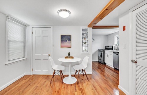 Devon Cottage | Fall Sale | Cozy Cottage | Pet | WalktoBeach